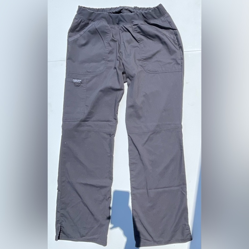 Cherokee Knit Waist Cargo Pant scrubs, pewter charcoal gray, size medium